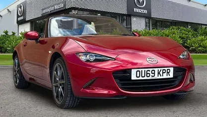 Used Mazda MX5 Inclusive 184 HP (135 kW) 2019 Red Cabriolet
