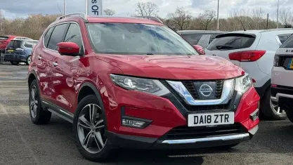 Used Nissan X-Trail S 177 HP (130 kW) 2017 Red SUV