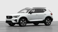 Used 2025 Volvo XC40 Plus SUV | £41,090 (Fair price)