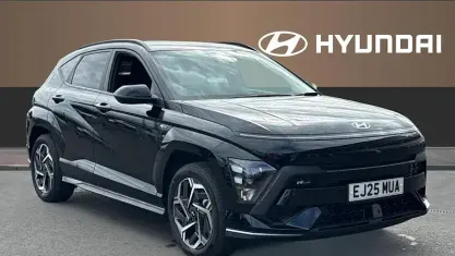Gebraucht Hyundai Kona N Line 129 PS (94 kW) 2025 Schwarz SUV