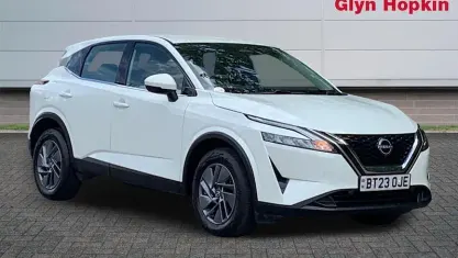 Used Nissan Qashqai Acenta Premium 140 HP (102 kW) 2023 White SUV
