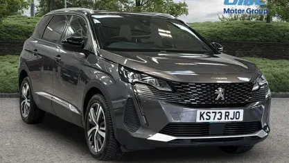 Used Peugeot 5008 Allure 131 HP (96 kW) 2023 Grey SUV
