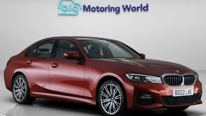 Begagnad BMW 330e M Sport 292 HK (214 kW) 2022 Orange Sedan