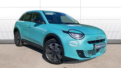 Used Fiat 600 101 HP (74 kW) 2025 Blue SUV