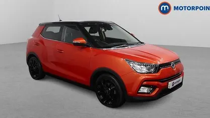 Used Ssangyong (KGM) Tivoli 116 HP (85 kW) 2019 Orange SUV