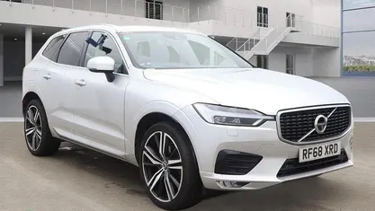 Used Volvo XC60 R-Design Pro 250 HP (183 kW) 2019 Silver SUV