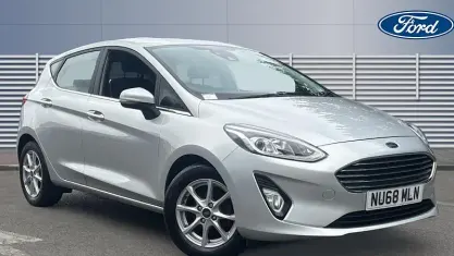 Used Ford Fiesta Zetec 86 HP (63 kW) 2018 Silver Hatchback