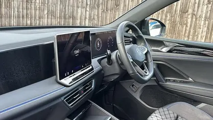 Used VW Tiguan R-line 204 HP (150 kW) 2025 SUV