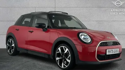 Used Mini Cooper Exclusive 150 kW (204 HP) 2026 Hatchback