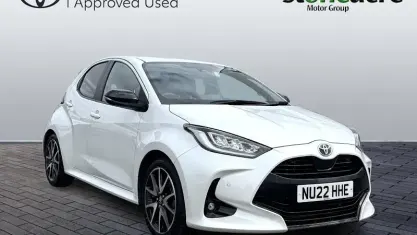 Used Toyota Yaris 116 HP (85 kW) 2021 White Hatchback