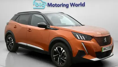 Used Peugeot e-2008 GT 100 kW (136 HP) 2023 Orange SUV