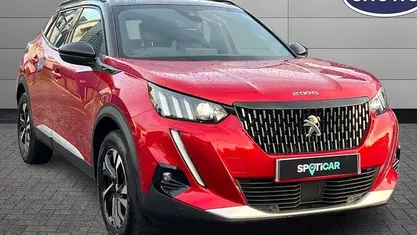 Used Peugeot 2008 GT 131 HP (96 kW) 2022 Red SUV