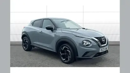 Used Nissan Juke N-Connecta 114 HP (83 kW) 2023 Grey SUV