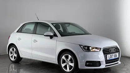 Used Audi A1 Sportback Sport 125 HP (91 kW) 2017 White Hatchback