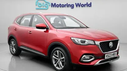 Used MG HS Excite 162 HP (119 kW) 2023 Red SUV