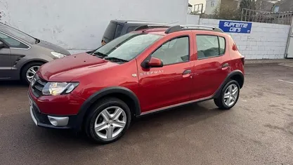 Used Dacia Sandero Lauréate 90 HP (66 kW) 2016 Hatchback
