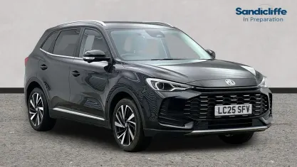 Usado MG ZS Trophy 196 CV (144 kW) 2024 Negro SUV
