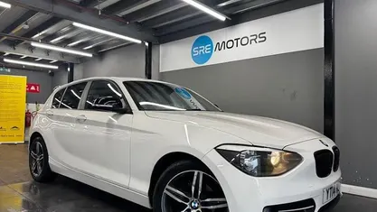 Used BMW 118 Sport Line 143 HP (105 kW) 2014 White Hatchback