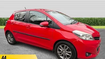 Used Toyota Yaris 101 HP (74 kW) 2014 Hatchback