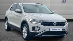 Used 2023 VW T-Roc Life SUV | £22,549 (Fair price)
