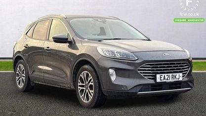 Usado Ford Kuga Titanium 120 HP (88 kW) 2021 Cinzento SUV
