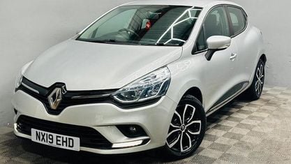 Usado Renault Clio IV Play 90 HP (66 kW) 2019 Citadino