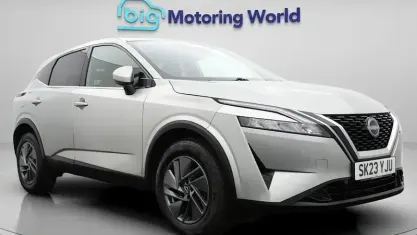 Used Nissan Qashqai Acenta Premium 140 HP (102 kW) 2023 Silver SUV