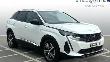 Used Peugeot 3008 Allure Premium 131 HP (96 kW) 2022 White SUV