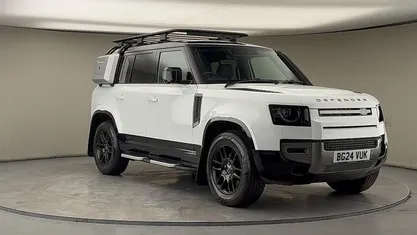 Used Land Rover Defender SE Dynamic 249 HP (183 kW) 2025 Estate