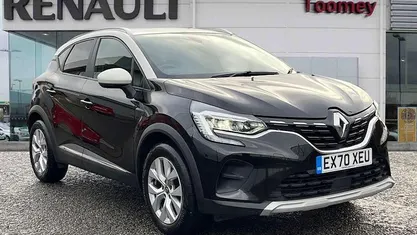 Black Used 2020 Renault Captur Iconic SUV | £11,295 (Fair price)
