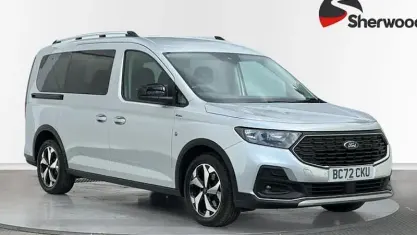 Used Ford Tourneo Active 122 HP (89 kW) 2024 Estate