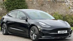 Used 2021 Tesla Model 3 Standard Range Sedan | £11,750 (Fair price)