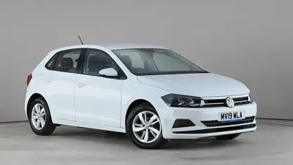 Begagnad VW Polo SE 80 HK (58 kW) 2019 Vit Halvkombi
