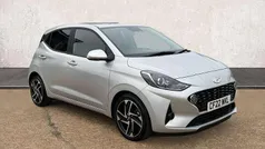 Silver Used 2022 Hyundai i10 Premium Hatchback | £14,814 (Fair price)