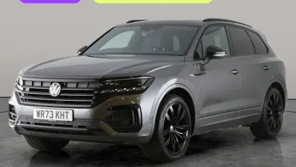 Usado VW Touareg Black Edition 286 HP (210 kW) 2022 Cinzento SUV