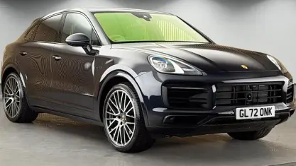 Used Porsche Cayenne Platinum Edition 462 HP (339 kW) 2022 Blue SUV
