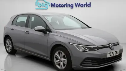Second-hand VW Golf VIII S 150 CP (110 kW) 2023 Hatchback