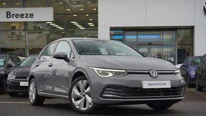 Used 2023 VW Golf VIII Style Hatchback | £22,940 (Fair price)
