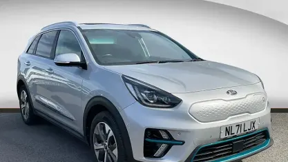 Used Kia e-Niro 150 kW (204 HP) 2021 Silver SUV