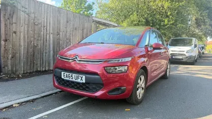Used Citroën C4 Picasso VTR Sport 99 HP (72 kW) 2016 Red MPV
