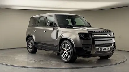 Used 2024 Land Rover Defender Estate | £55,500 (Fair price)