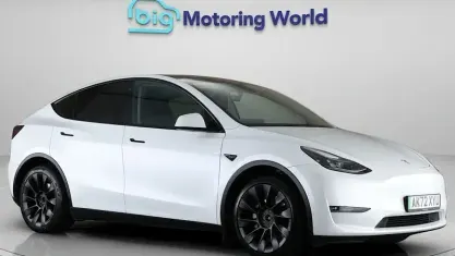 Used Tesla Model Y Long Range AWD 286 kW (389 HP) 2025 SUV