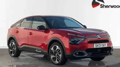 Used Citroën C4 PureTech 155 HP (114 kW) 2021 Red Hatchback