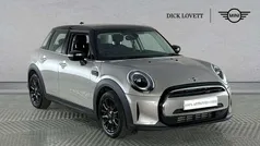 Used 2022 Mini Cooper Classic Hatchback | £19,458 (Fair price)