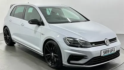 Used VW Golf VII R 300 HP (220 kW) 2019 Hatchback