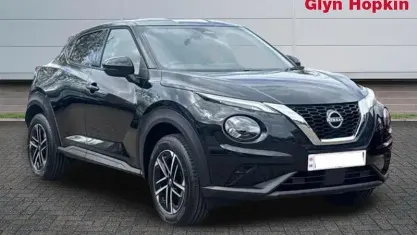Nowe Nissan Juke N-Connecta 114 KM (83 kW) 2026 Czarny SUV
