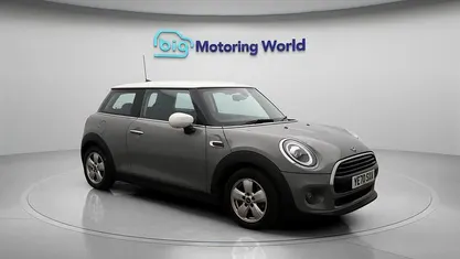 Used 2020 Mini Cooper Classic Hatchback | £15,542 (Good price)