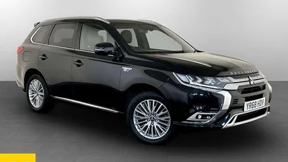 Used 2018 Mitsubishi Outlander P-HEV Estate | £9,895 (Good price)