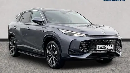 Used 2025 MG HS Trophy SUV | £24,414 (Good price)