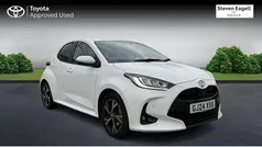 Used 2025 Toyota Yaris Hybrid Design Hatchback | £19,844 (Fair price)